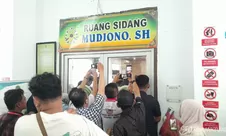 Ruang Sidang Penuh, PN Pekanbaru Bantah Larang Wartawan Meliput Sidang Tipikor