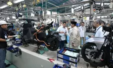 Ambisi Besar Prabowo Pacu Mobil dan Motor Listrik, Potensi Ratusan Miliar Dolar, hingga Tantangan Rantai Pasok