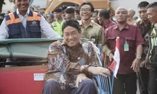  Menkeu Purbaya ke Jogja Buka Pasar Rakyat Ultra Mikro, Luncurkan Becak Listrik Hingga Prediksi Juara Piala Dunia