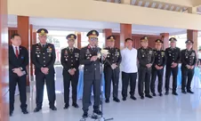 Usai Upacara HUT RI Ke-81, Kapolda NTB Lepas 8 Truk Bantuan Korban Gempa NTT