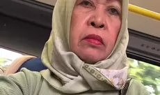 Viral Ibu-ibu Ngamuk Saat Naik Transjakarta karena Tak Kebagian Kursi, Usir Penumpang Lain yang Sakit: Kamu Masih Muda