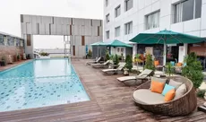 Rekomendasi Hotel Bintang 5 Terbaik di Semarang, Rating Google Maps Tinggi