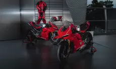 Ducati Panigale V4R  Terlalu Dominan, FIM Turun Regulasi Baru