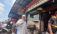 Pemilik Warung Ayam di Lembang Ini Kena Prenk, Dikira Hengky Kurniawan, Ternyata PJ Bupati Arsan Latif