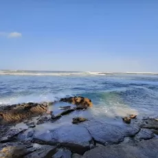 Foto Pantai Minajaya Ujunggenteng Sukabumi