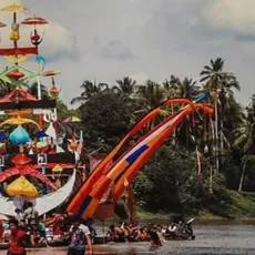 Perahu Baganduang