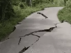 Akses Jalan ke Napu Putus Total, Gempa Magnitudo 6,7 Guncang Sulteng