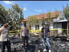 Rumah dan Dua Motor Ludes Terbakar di Limboro, Kapolsek: Kerugian Material Capai Rp100 Juta
