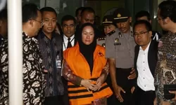 Bangun Dinasti Politik di Banten, Ini Sepak Terjang Kasus Korupsi Keluarga Ratu Atut Chosiyah