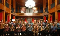 Presiden Prabowo Kumpulkan 22 Pengusaha Apindo di Hambalang