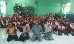 FFKB Sambangi SMK Bina Putra Mandiri, Kang Egi Dorong Sineas Muda Bogor Bangun Budaya Film Daerah