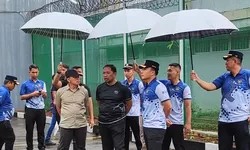 Monitoring Jelang Ramadan, Direktur Kepatuhan Internal Ditjenpas Pastikan Keamanan dan Disiplin di Lapas Cibinong