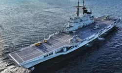 Akuisisi Kapal Induk Giuseppe Garibaldi Picu Perdebatan: Aset Strategis atau Beban Mahal bagi Indonesia?