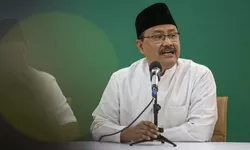 Mensos Gus Ipul: 45 Persen Bansos PKH Tak Tepat Sasaran, Pemerintah Percepat Pembenahan DTSEN