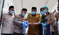 Rudy Susmanto dan Wikha Ardilestanto Resmikan Dapur SPPG ke-9 Polres Bogor di Cibungbulang