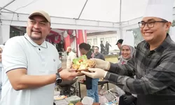 Bupati Bogor Rudy Susmanto Masak Bersama OPD dalam Pesona Ramadan Kabupaten Bogor Berbagi