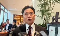 Menko Yusril: Putusan Bebas Aktivis Lokataru Bukti Peradilan Independen Tanpa Intervensi Pemerintah