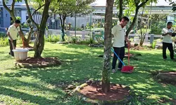 Gotong Royong Warga Binaan Bersihkan Masjid, Gereja dan Vihara di Lapas Cibinong Sambut Hari Bakti Pemasyarakatan ke-62