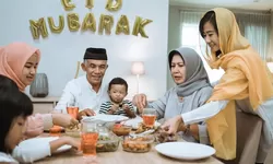 Tips Nikmati Momen Libur Lebaran di Rumah Bersama Keluarga, Solusi Hindari Macet