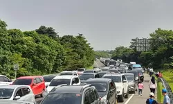 Pemkab Bogor Kaji Ulang One Way Puncak, Siapkan Jalur Alternatif hingga Penataan Simpang