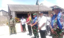 Dandim 1507/Saumlaki Letakkan Batu Pertama Dua Jembatan di Fordata, Warga Usulkan Tambahan Infrastruktur
