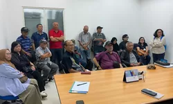 Warga Vepasamo Geruduk PT Sentul City Tbk, Tolak Pembangunan Jalan di Lahan Fasos-Fasum
