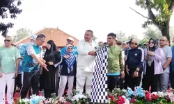 Bupati Bogor Rudy Susmanto Luncurkan Bus Listrik Gratis di CFD Tegar Beriman