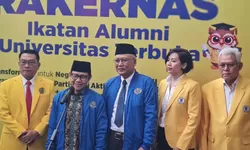Cak Imin Dorong Alumni UT Jadi Agen Pemberdayaan, Target Kemiskinan Ekstrem 0 Persen