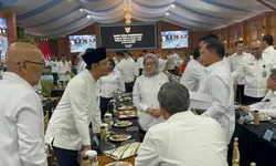 Rini Widyantini Hadiri Rapat Kerja Kabinet, Prabowo Bahas Penurunan Ongkos Haji dan Evaluasi Hutan Tambang