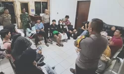 Polsek Dramaga Jaring 10 Pasangan Bukan Suami Istri dalam Operasi KRYD di Penginapan