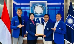 PAN Konsolidasikan Kekuatan dari Pusat ke Daerah: SK DPD KKT Diserahkan, Target Kursi dan Mesin Partai Digenjot
