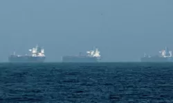 AS Tembaki dan Sita Kapal Iran di Teluk Oman, Ketegangan Memuncak