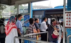 Peringati Hari Transportasi Nasional, Gubernur Pramono Anung Gratiskan Transportasi Umum di Jakarta
