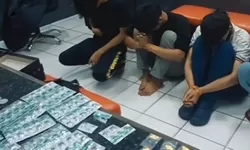 Polsek Gunung Putri Tangkap Empat Pengedar Obat Keras Ilegal di Tlajung Udik