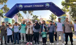 Ribuan Warga Ikuti Jalan Sehat Karang Taruna Kecamatan Kemang, Hadiah Umroh Jadi Daya Tarik