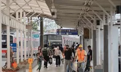KAI Percepat Pengembangan Peron Stasiun Bogor, KRL 12 Kereta Ditargetkan Beroperasi Juli 2026