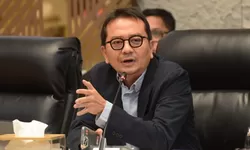 Komisi V DPR RI Dorong Pengawasan Ketat Pembangunan Sekolah Rakyat