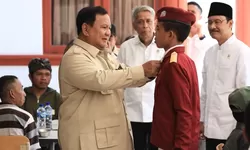 Prabowo Tinjau Sekolah Rakyat di Tabanan Bali, Pastikan Anak Rentan Putus Sekolah Dapat Akses Pendidikan