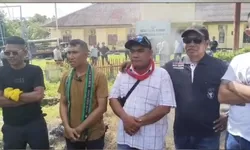 Tanimbar Membara! Kecewa Kasus Utang Pihak Ketiga Mandek, FCBT Ancam "Duduki" Kantor Kejari Sampai Kiamat Hukum Berakhir