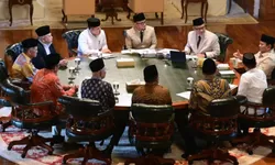 Prabowo Evaluasi Haji 2026 di Hambalang, Soroti Kampung Haji hingga Percepatan Masa Tunggu Jemaah