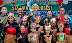 Satgas Koops TNI Habema Bangun Gedung Sekolah Minggu GPI Getsemani, Wujud Kepedulian bagi Anak Papua