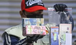 KPK Tetapkan Bupati Langkat Syah Afandin Tersangka Dugaan Suap Proyek, Sita Uang Miliaran Rupiah