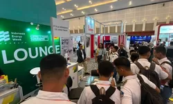 PLN Pamerkan Teknologi Kelistrikan Cerdas di Surabaya Electric Forum 2026