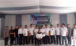 35 Ketua RT dan RW Desa Limusnunggal Resmi Dilantik, Kades H. Galih Rakasiwi Tekankan Pelayanan Prima untuk Masyarakat