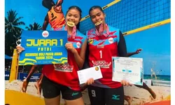 Queen Rania dan Asyifa Antar Kabupaten Bogor Juara Kejurda Voli Pasir Jawa Barat