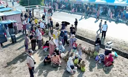 Lanud Sjamsudin Noor Gelar Bakti Sosial Kesehatan dan Bazar UMKM Murah Peringati Hari Bakti ke-79 TNI AU