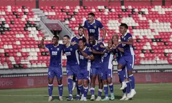 Persib Kalahkan Persija 2-1 di Semifinal, Igor Tolic Bawa Maung Bandung ke Final