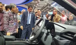 Menkeu Purbaya Minta Toyota Pindahkan Pabrik Utama dari Thailand ke Indonesia, Siap Beri Insentif