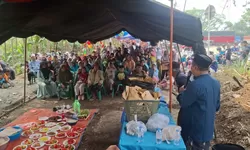 Pengelola Jalur Alternatif Kedep Salurkan Santunan kepada 320 Warga, Tegaskan Tak Ada Pungli