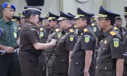 Jaksa Agung ST Burhanuddin Lantik 37 Pejabat, RD Teguh Darmawan Jadi Kajati Jawa Barat